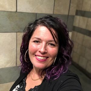 Meet your Posher, Stacy